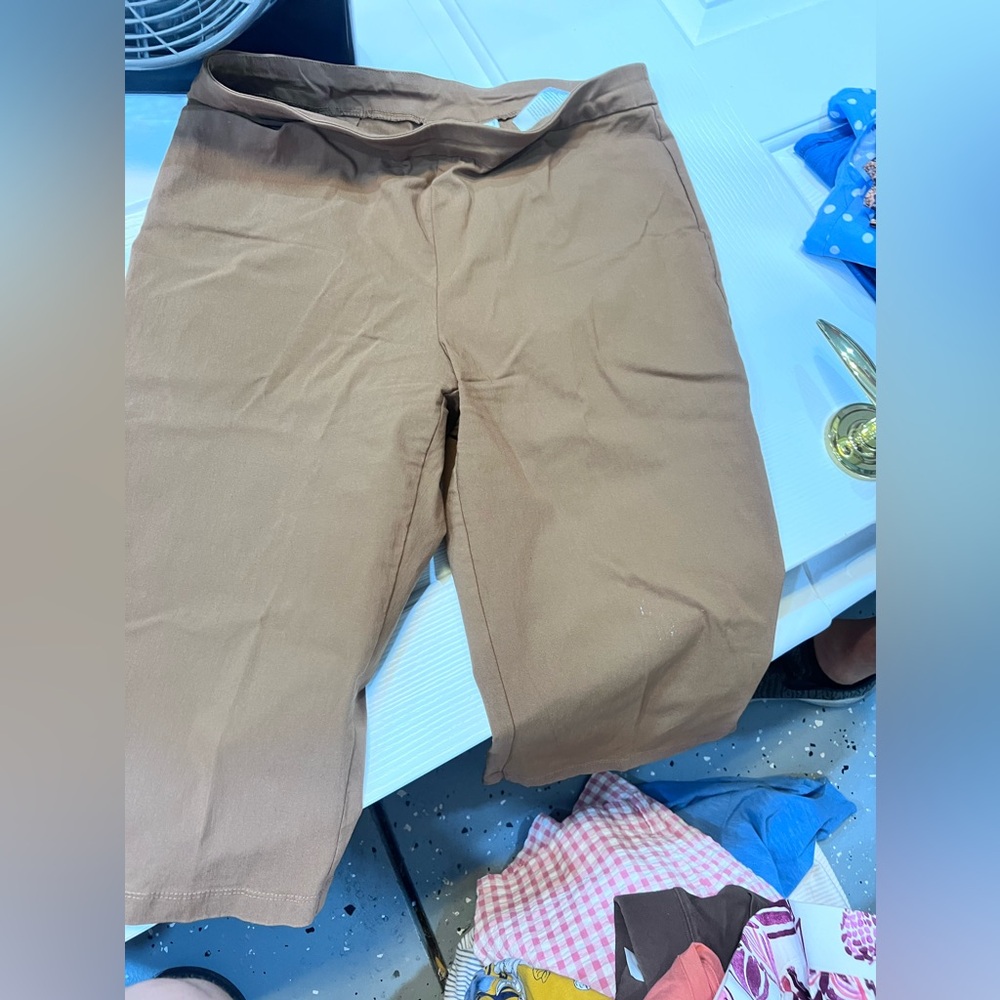 Mid length shorts